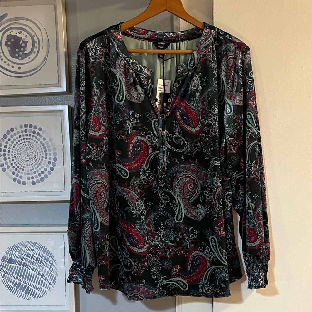 Intro Women’s Velvet Paisley Print Blouse - Red and Green Size L and XL NWT